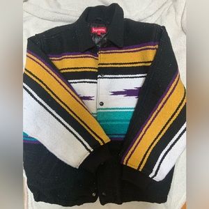 Supreme Txlacala Blanket Jacket, black size s
New w/o tag. Excellent condition